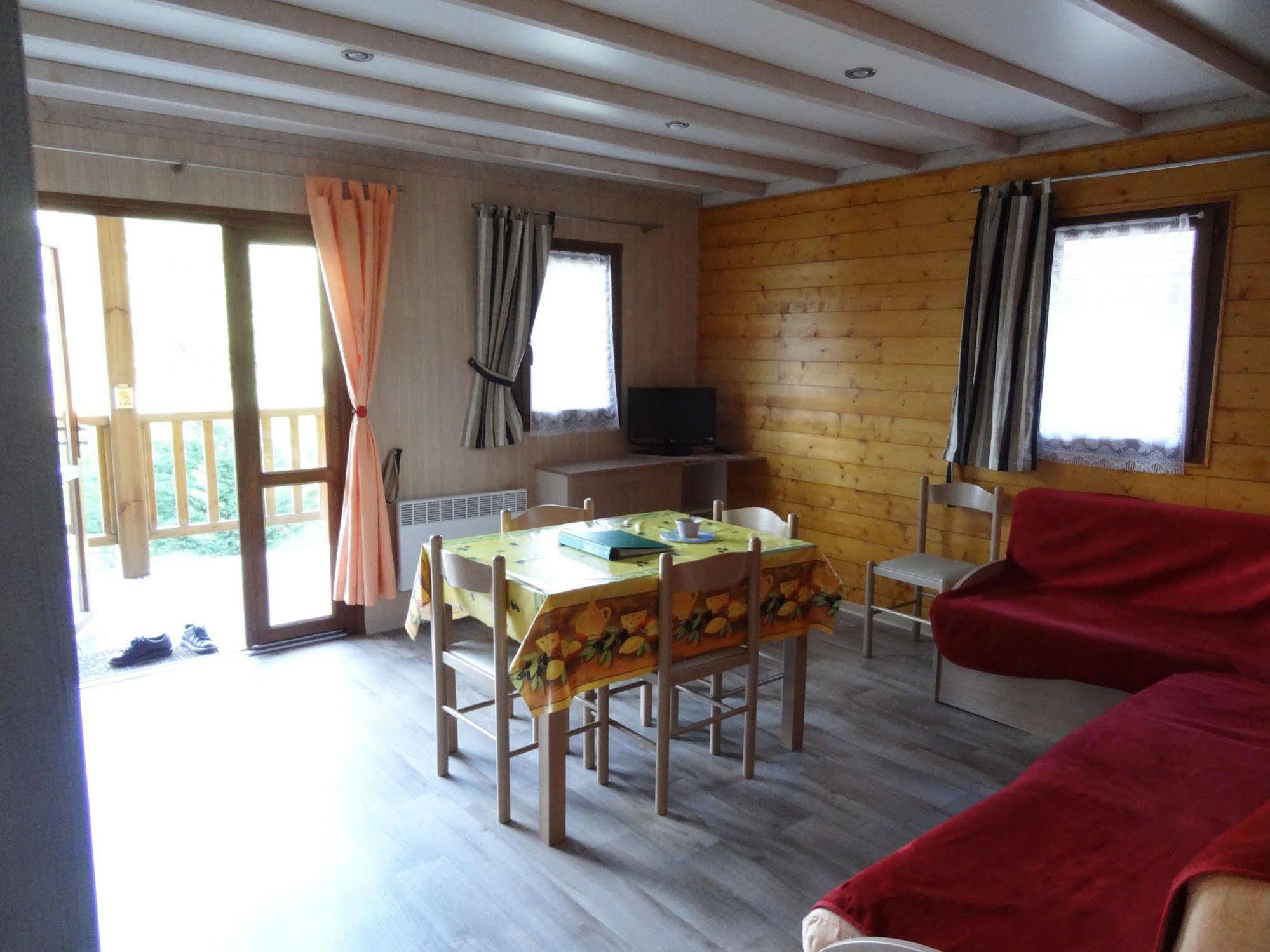 Chalets Du Lac Arcizans-Avant Exteriér fotografie